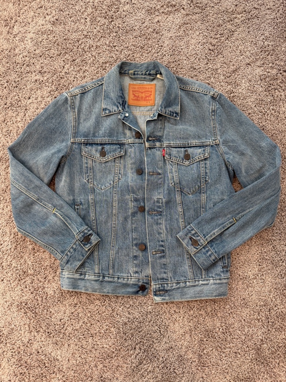 Levi’s Jean Jacket Size Small